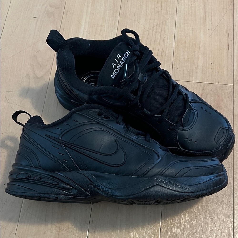 Nike Air Monarch IV size 8.5 - Picture 9 of 16